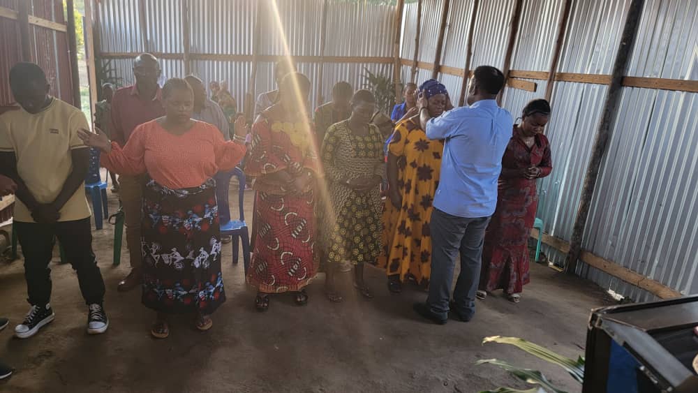 Praying for people in Shibula